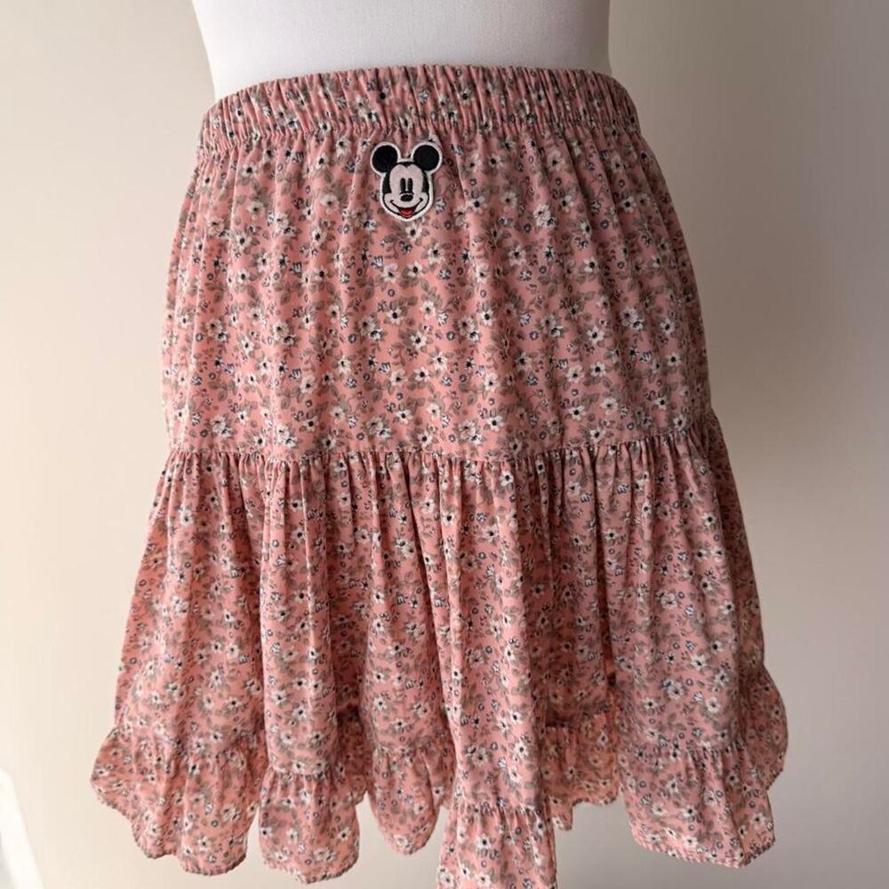 Cute pink floral tiered skirt Holl Hale